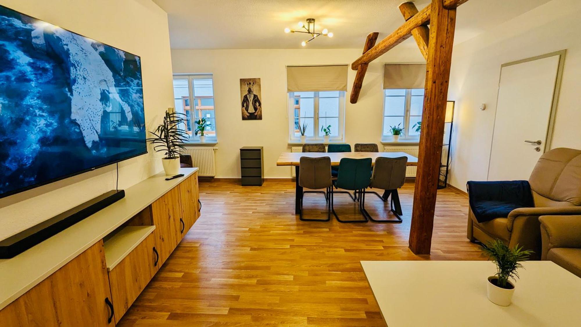 Die Arche - Eigene Haushaelfte Im Stadtzentrum Арнщат Екстериор снимка